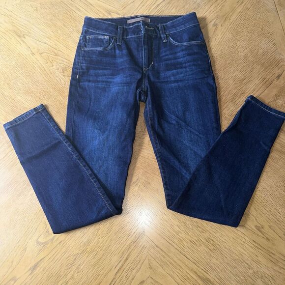Joe's Jeans Denim - Joe’s Jeans Med/Dark Wash Shaping Curvy Skinny Ankle Jeans Woman’s  25